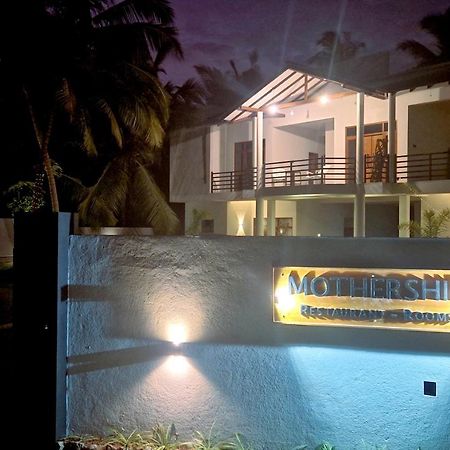Mothership Tangalle Dış mekan fotoğraf